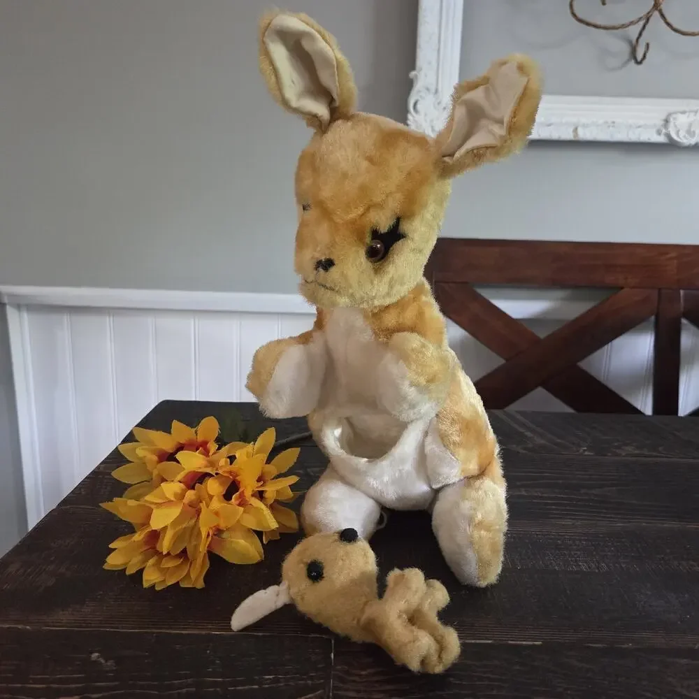 Vintage Master Industries Plush Stuffed 15” Kangaroo Baby Joey Finger Puppet